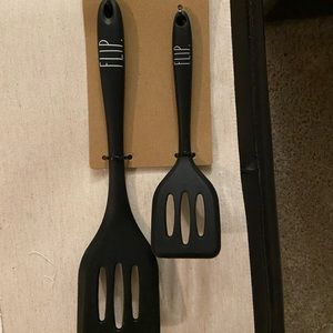 Set of two Rae Dunn flippers